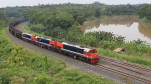 Kereta Babaranjang | YouTube/Rahman Syawal